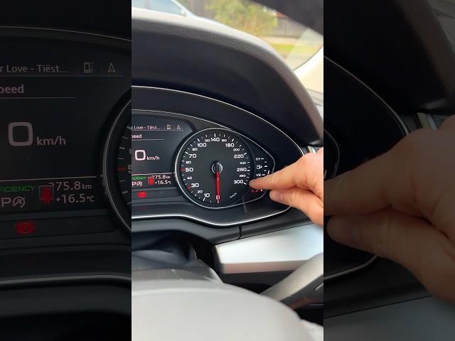 Can this Audi Q5 hit 300km/h?