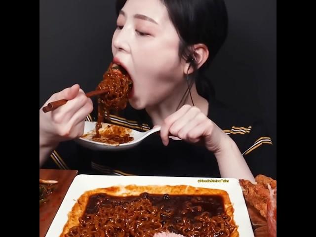 Black Bean Noodles, Kimchi, Spam, fried & rice ball spam ️ #asmr #mukbang #bigbites @EatwithBoki