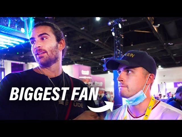 GOING IN THE TWITCHCON FOAM PIT - Hasanabi Vlog