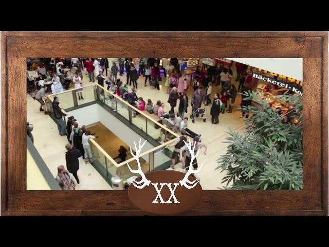 voXXclub - "Rock mi" Flashmob in den Riem Arcaden in München