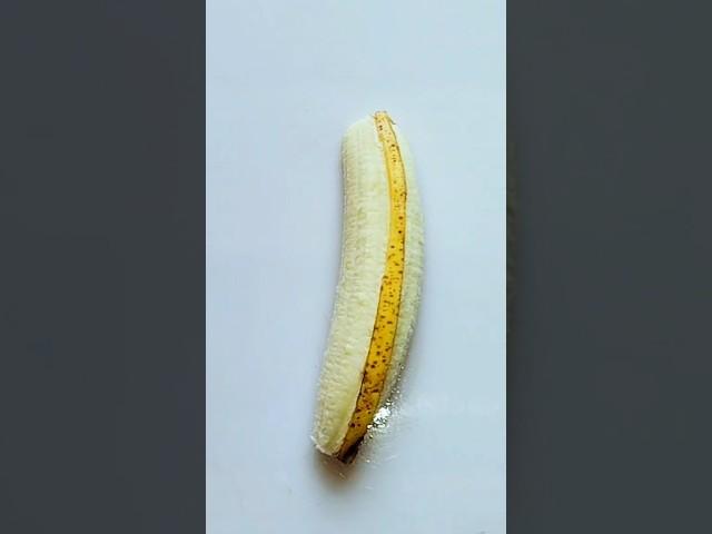 Banana carving ideas #fruitcarving #fruitart #fruit #banana #trending #shorts #art #creative #diy