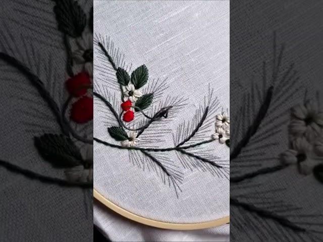 #trending #embroderydesigns #embroiderypatterns #art #embroiderydesigns #flowers