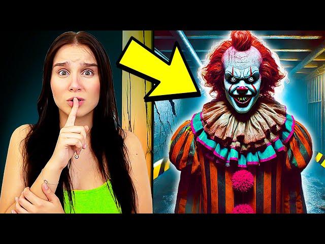 ALLEINE mit HORROR CLOWN zuhause !  (Alina ist weg) - Celina