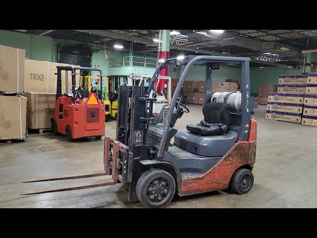 Toyota Forklift 6000 Pound Lift Capacity With Clamp - Lift Tilt - Up / Down 19,000 Hrs.