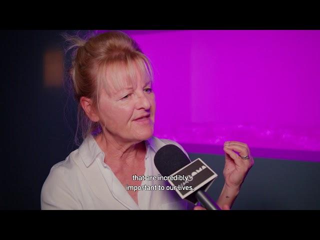 Water/ Meet the artist Vera Moller