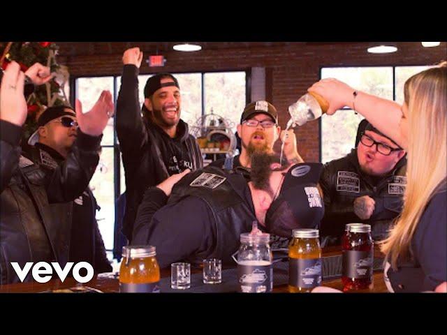 Twang and Round - Lovin Liquor
