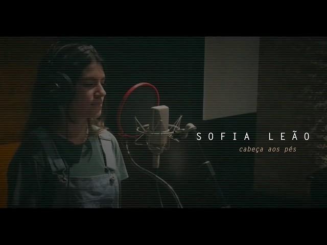 CABEÇA AOS PÉS - SOFIA LEÃO