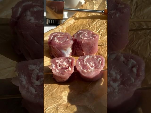 Мясные рулетики с беконом