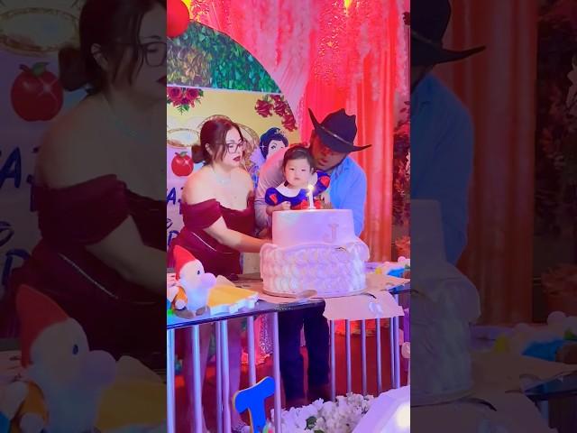 Fue el mejor cumpleaños de esta bebe #youtubeshorts #birthday #cumpleaños #baby #babygirl