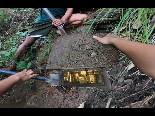 YAMASHITA TREASURE BOX FOUND IN THE PHILIPPINES GOLD BARS INSIDE