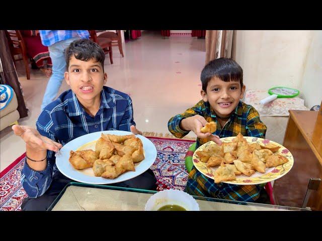 Samosa Eating Challenge 