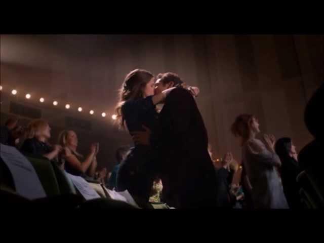 Pitch Perfect - Beca and Jesse finally kissing - german