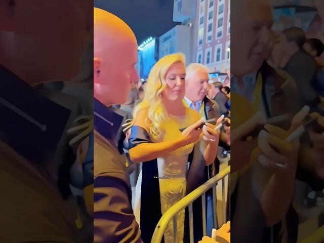 Millie Bobby Brown With Fans New Update Video  #milliebobbybrown #shorts #trending