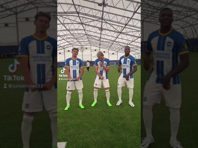 LOS PASOS PROHIBIDOS de Jeremy Sarmiento, Julio Enciso y Moises Caicedo jugadores del Brighton FC