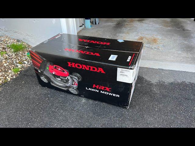 Honda HRX217HYA Mower unboxing, Initial Thoughts, and Direct comparison to Honda HRR216VKA