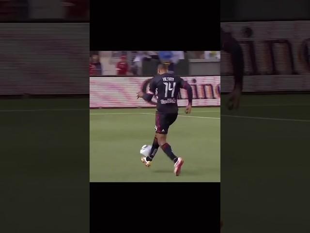 Thierry Henry skills