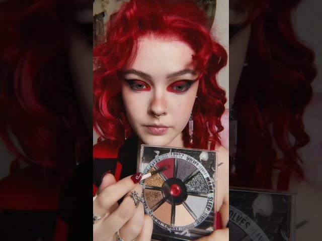 MCR x hipdot cd makeup palette