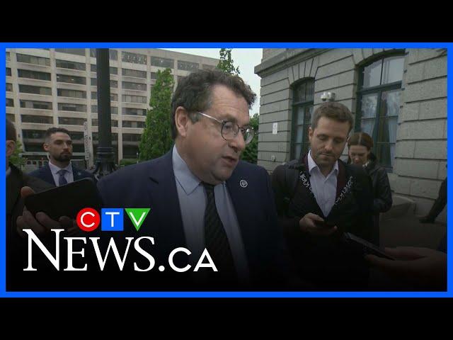 Quebec school officials alarmed by $570M budget cut