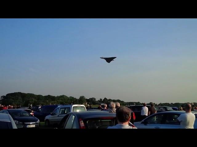 Vulcan Bomber Howl XH558