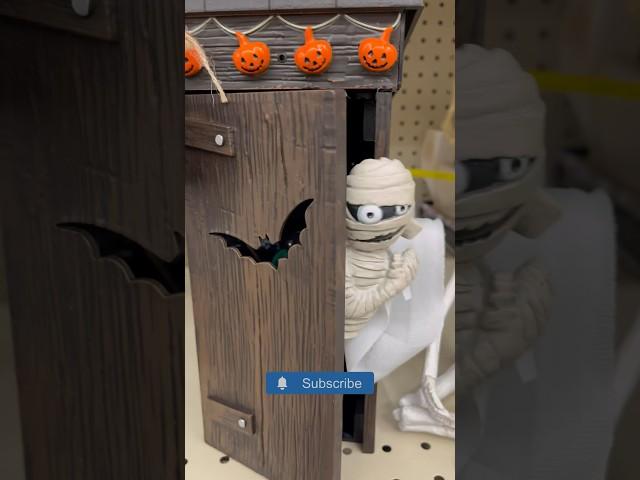 2023: Big Lots Animated Halloween Outhouse with pop out mummy #shorts (phrase 5)