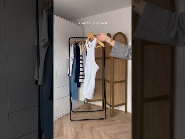 20 piece spring capsule wardrobe ️ #capsule #capsulewardrobe #wardrobe #wardrobeessentials