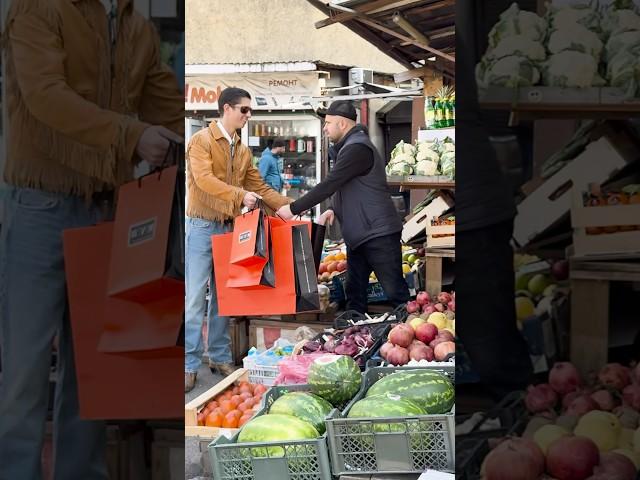 ВЛАДЕЛЕЦ МАНГАЛА НА МАЙСКИЕ #юмор #шашлык  #праздник #питер #рынок