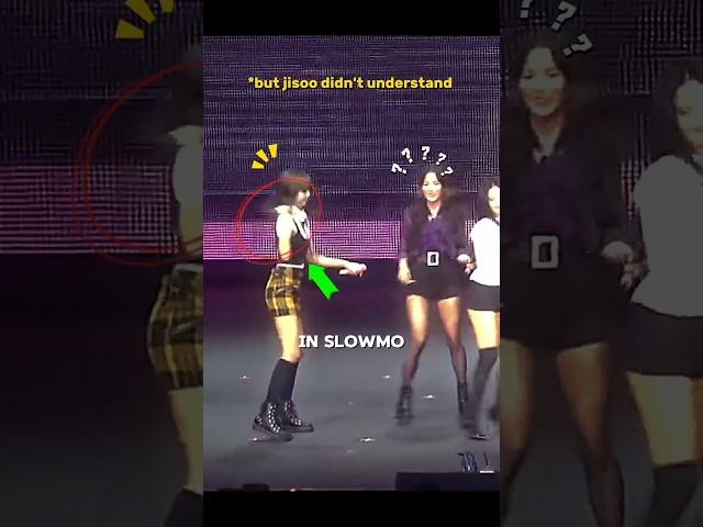 Jisoo didn't understand Lisa's signal  #blackpink #blink #kpop