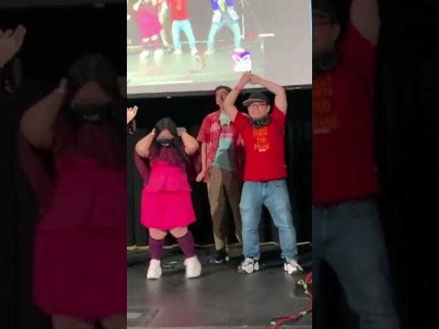 Liliana forces Canadians to do the ZeroTwo Dance at Cybersakura 2023