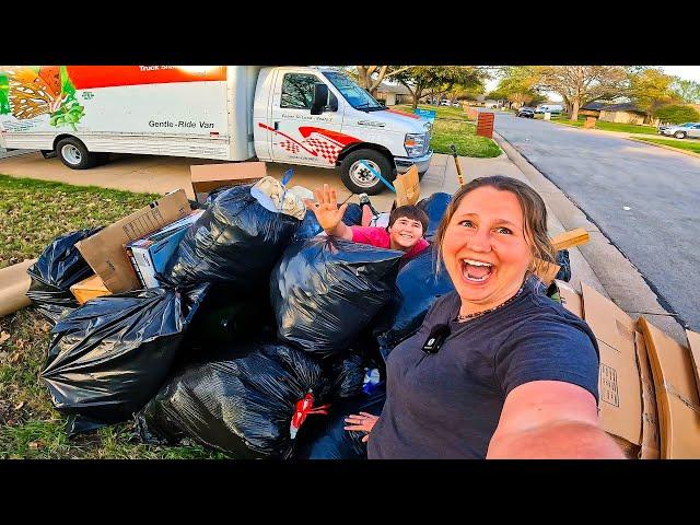 We Had A Mega Haul In This Wealthy Neighborhood On Trash Day