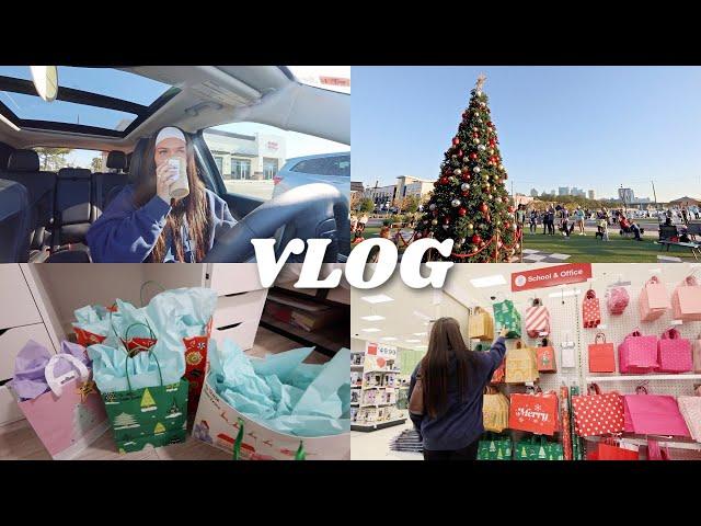 VLOG: Christmas shopping, comedy show, thrifting for NYC + more