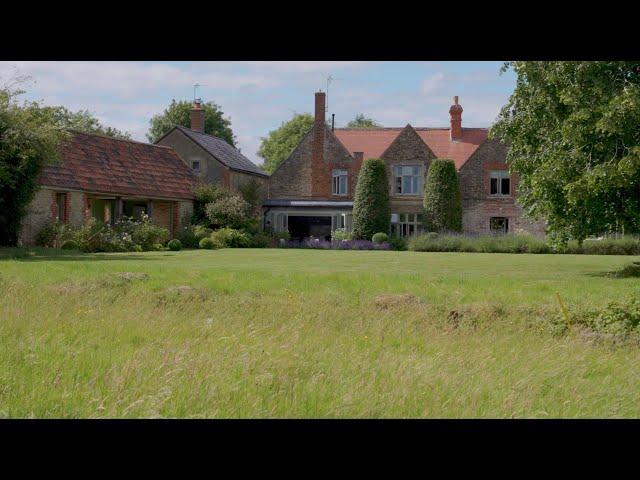 Inside Sarah Vanrenen's Wiltshire, UK Farmhouse