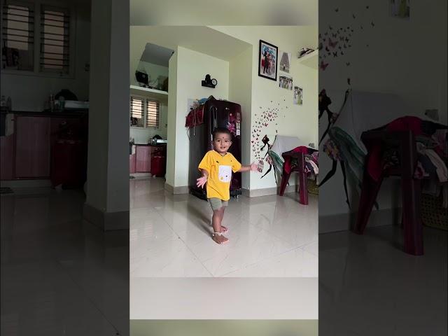 Let’s pose#pose#photo#baby#click#shorts##babyvideos#song#viral#trending#youtubeshorts