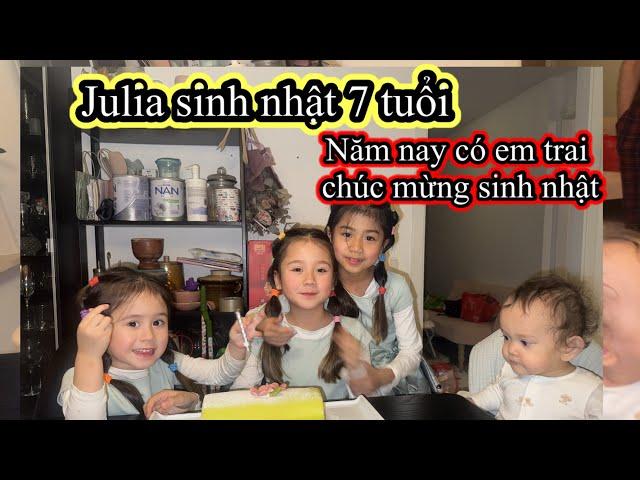 651 | Sinh nhật Julia được ăn sáng trên giường, được quà yêu thích, được mẹ chở đi chơi xa | Anh Thư