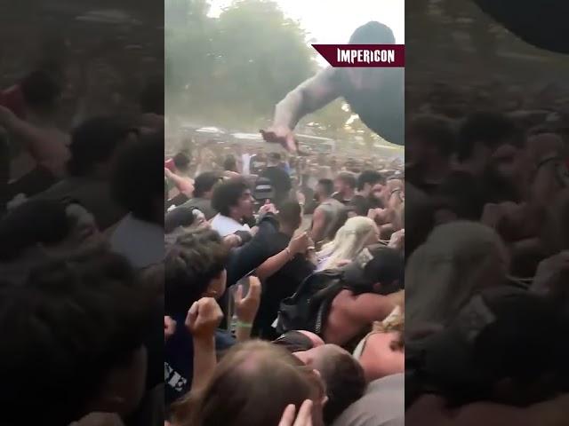 Painful Stagedive in Slow Motion  #shorts #impericon