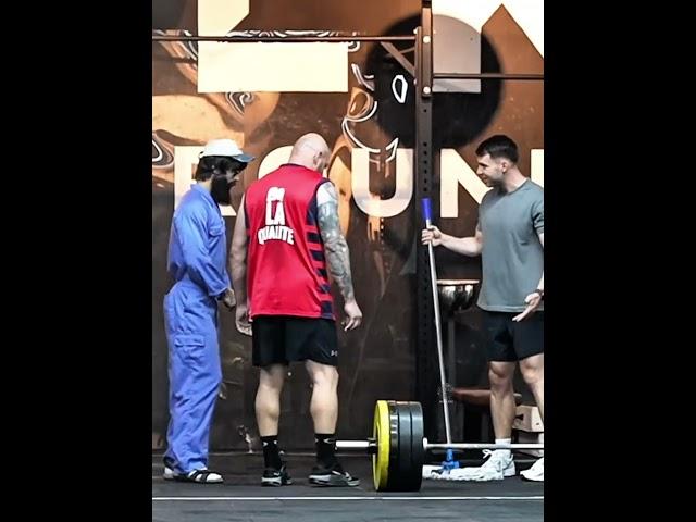 The guy in red needs to go home now #fyp #frank #anatolyprank #anatoly #gym #gymmotivation #foryou