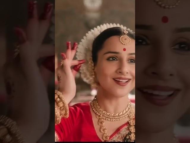 BB3  Ami Je Tomar 3 0 Video   Vidya Balan, Madhuri Dixit   Shreya G, Amaal M, Pritam, Sameer