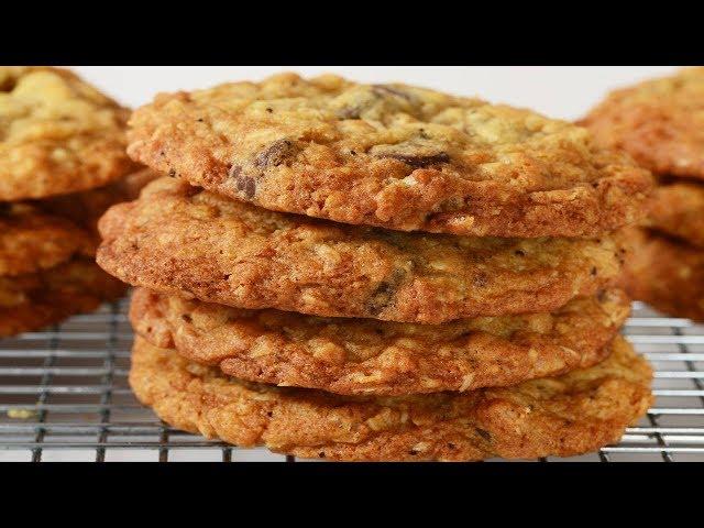 Crispy Oatmeal Cookies (Classic Version) - Joyofbaking.com