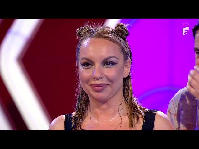 Eliza Natanticu a făcut spectacol la Splash! Vedete la apă