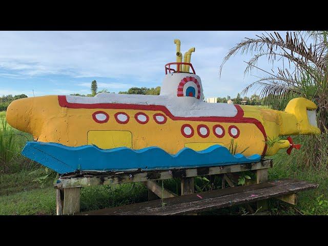 Florida Roadside Attractions & Abandoned Places - BEATLES’ Yellow Submarine & Uniroyal Gal GIANT