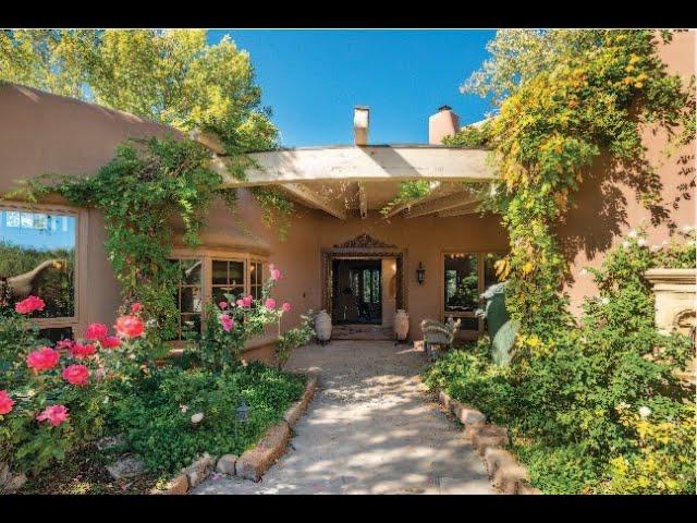 Tour the former Carol Burnett Estate in Santa Fe | 120 Circle Drive