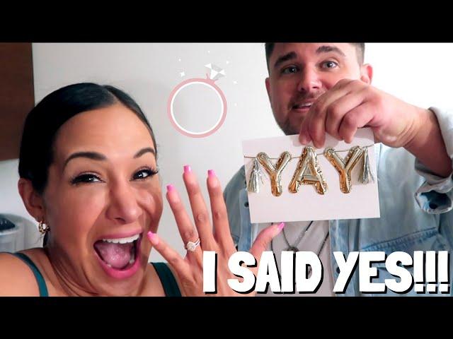 LIFE UPDATE | WE'RE ENGAGED!!