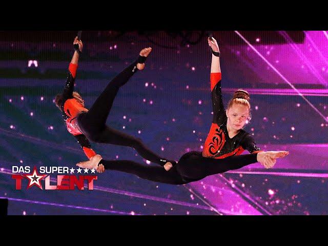 WOW! Josefine und Teresa setzen zum Höhenflug an! | Das Supertalent 2018 | Sendung vom 29.09.2018