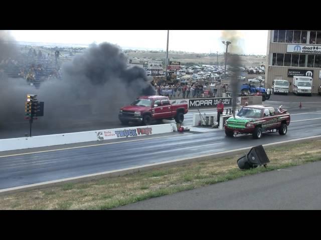 BEST diesel drag race EVER - Cummins vs Duramax