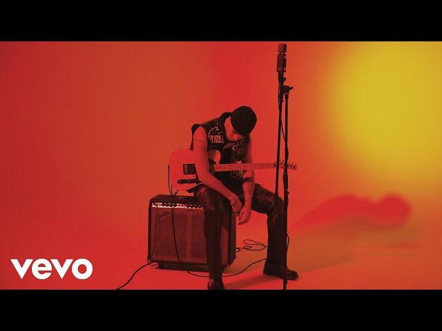 Santino Le Saint - Red (Official Video)