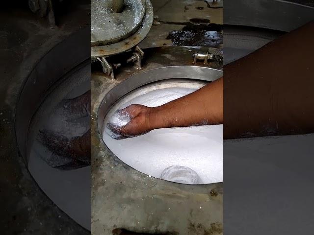 Cake formation in side Centrifuge