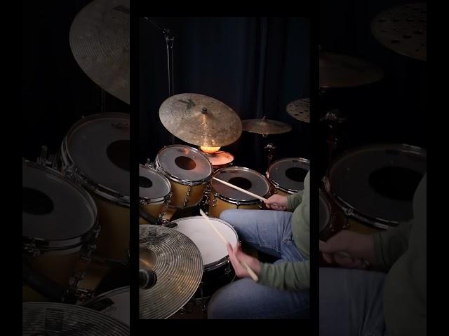 DRUMLICK: R L K