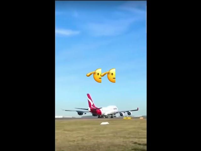 The last Qantas 747🫡 #aviation #ytshorts