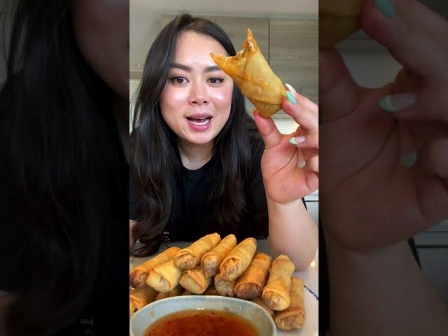 Vegetarian Spring Rolls (SOOO CRISPY!)