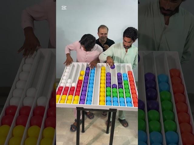 Sorting the same colour ball #challenge #funnychallenge #viralvideo