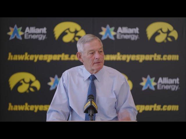 Father Kirk Ferentz faces son Brian as the Hawkeyes prepare for Maryland